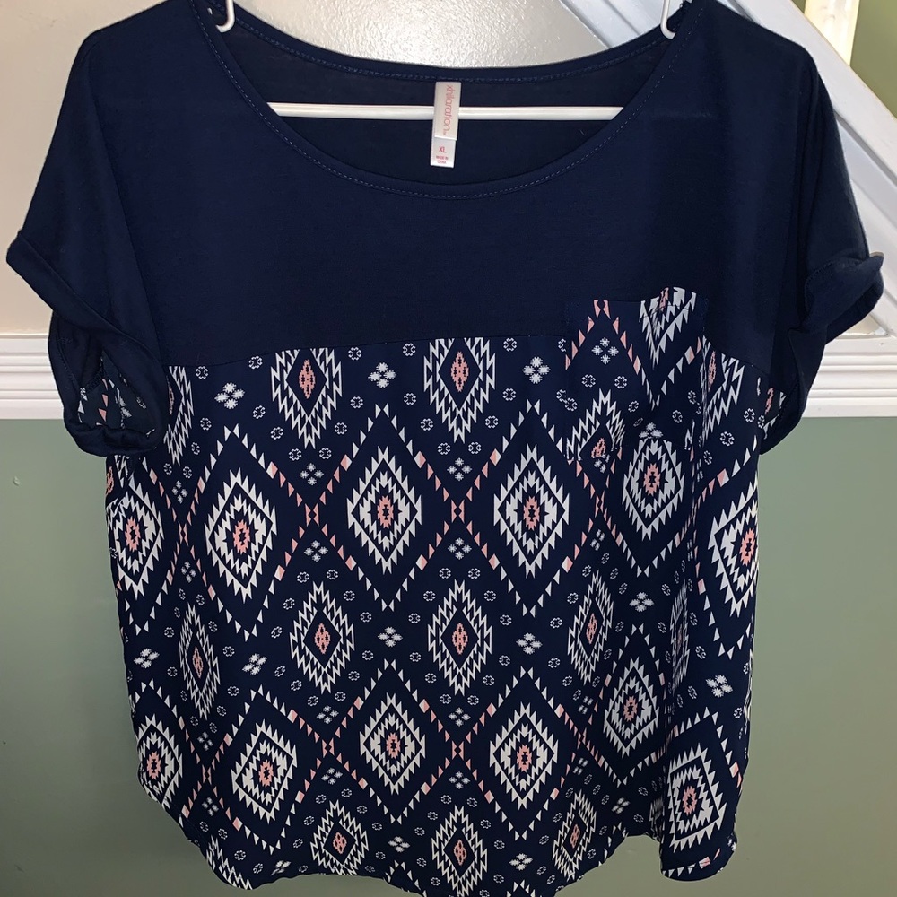 Patterned shirt xl
